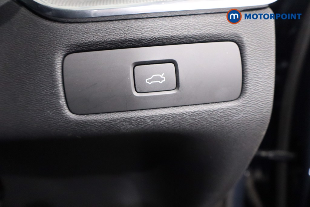 Volvo Xc60 Plus Automatic Petrol SUV - Stock Number (1598045) - 22nd supplementary image