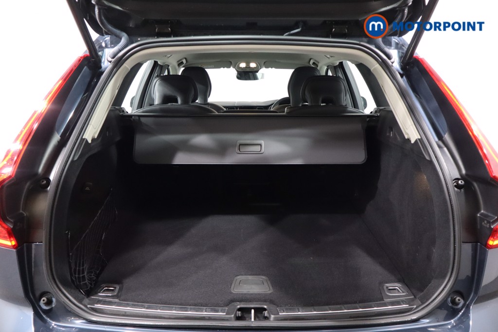 Volvo Xc60 Plus Automatic Petrol SUV - Stock Number (1598045) - 41st supplementary image