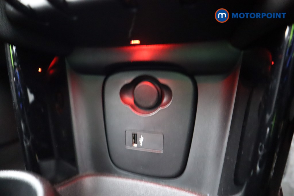 Mini Hatchback Cooper Classic Automatic Petrol Hatchback - Stock Number (1598424) - 15th supplementary image