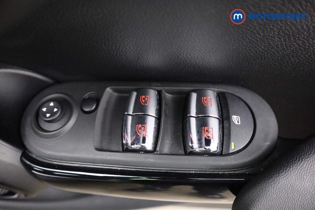 Mini Hatchback Cooper Classic Automatic Petrol Hatchback - Stock Number (1598424) - 23rd supplementary image