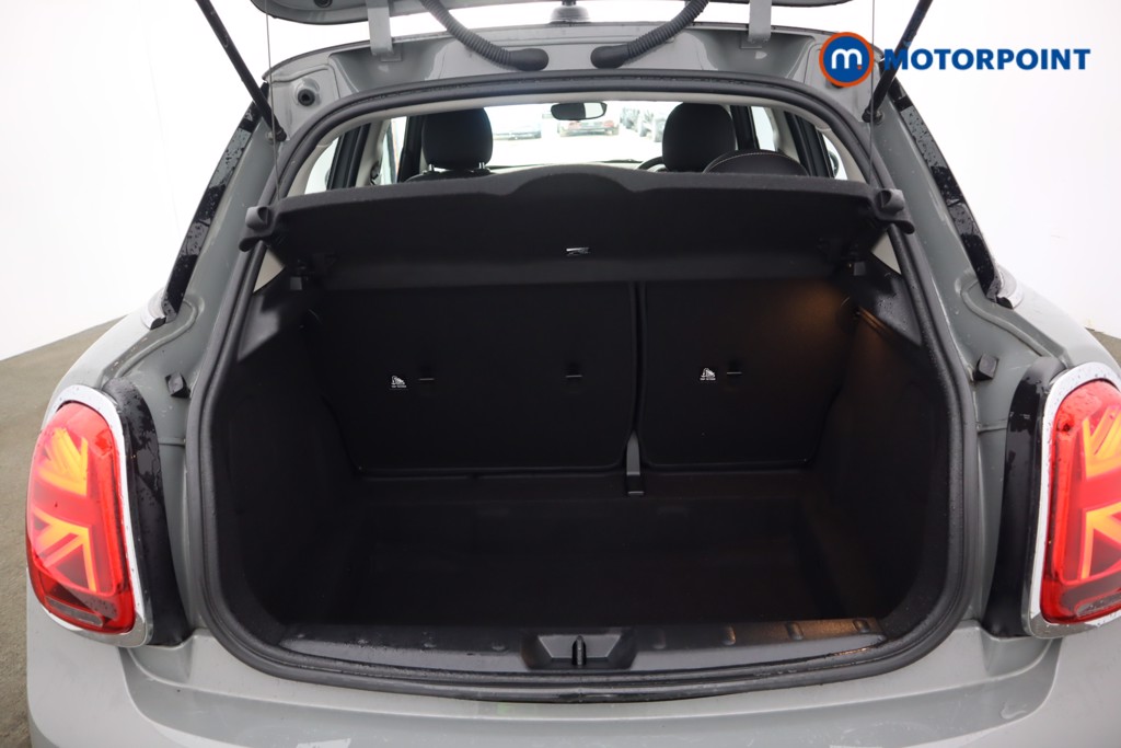 Mini Hatchback Cooper Classic Automatic Petrol Hatchback - Stock Number (1598424) - 33rd supplementary image