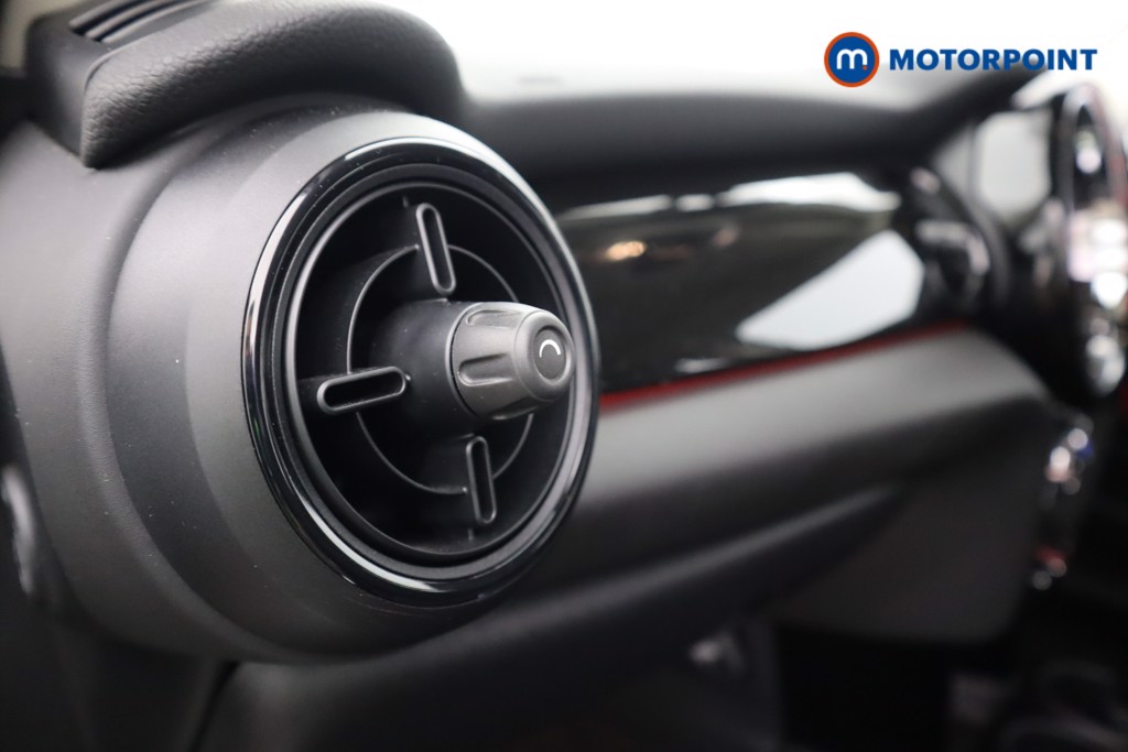 Mini Hatchback Cooper Classic Automatic Petrol Hatchback - Stock Number (1598424) - 37th supplementary image