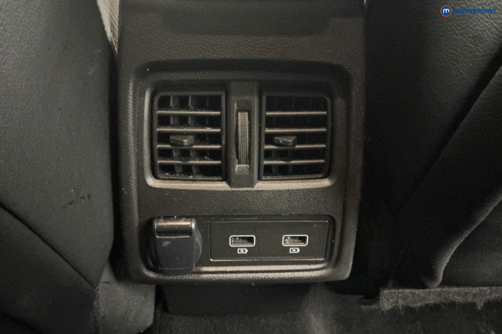 Renault Captur Techno Automatic Petrol-Electric Hybrid SUV - Stock Number (1542994) - 9th supplementary image