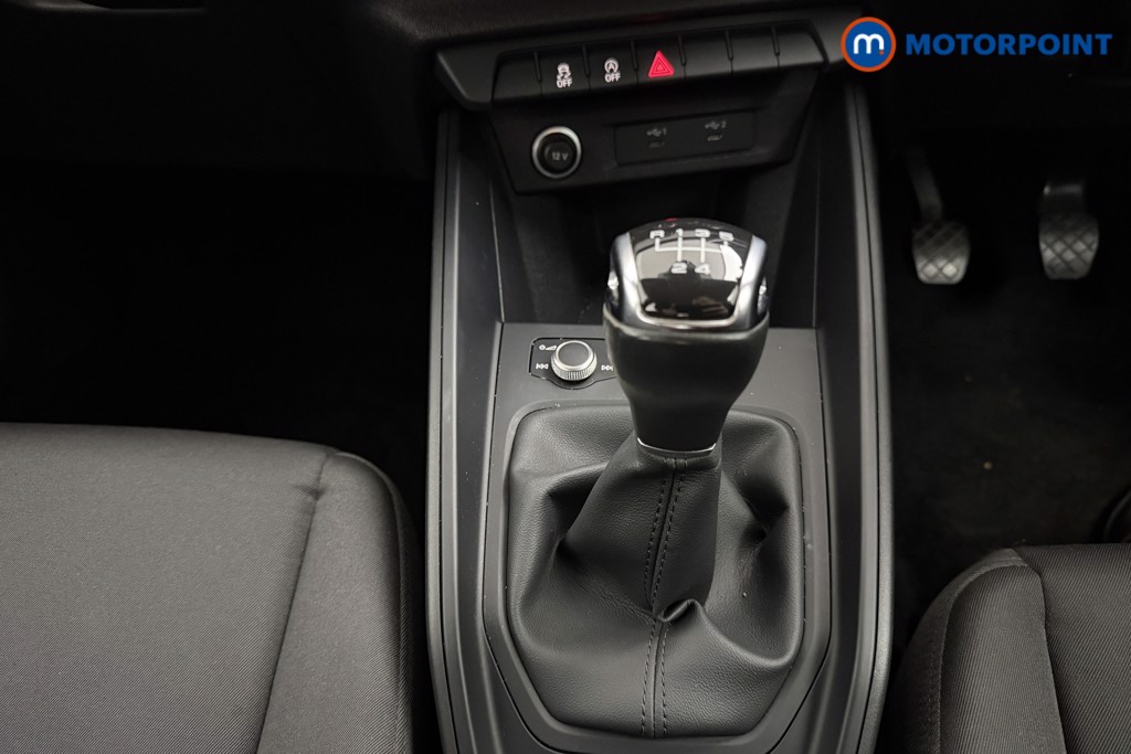 Audi A1 Technik Manual Petrol Hatchback - Stock Number (1546525) - 13th supplementary image