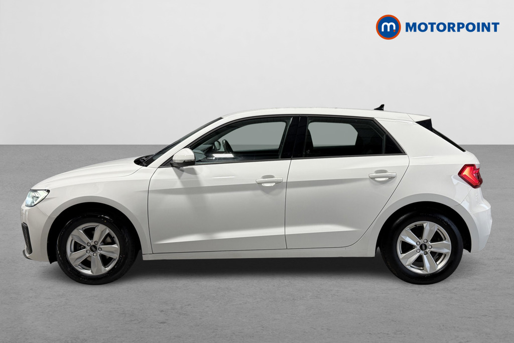 Audi A1 Technik Manual Petrol Hatchback - Stock Number (1546525) - Passenger side