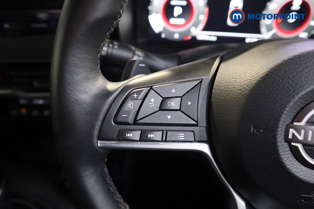 Nissan Juke N-Connecta Automatic Petrol SUV - Stock Number (1556161) - 3rd supplementary image