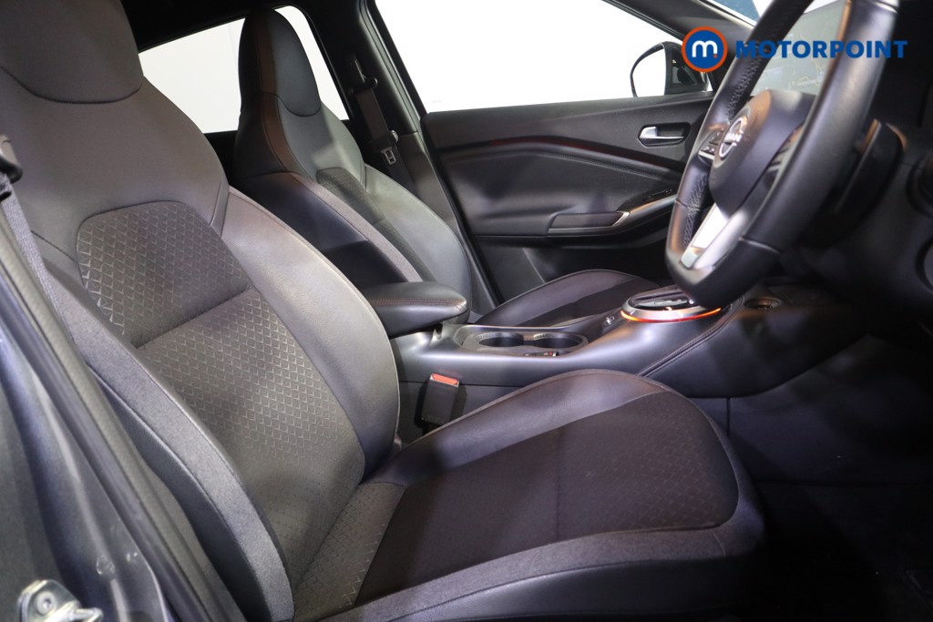 Nissan Juke N-Connecta Automatic Petrol SUV - Stock Number (1556161) - 14th supplementary image