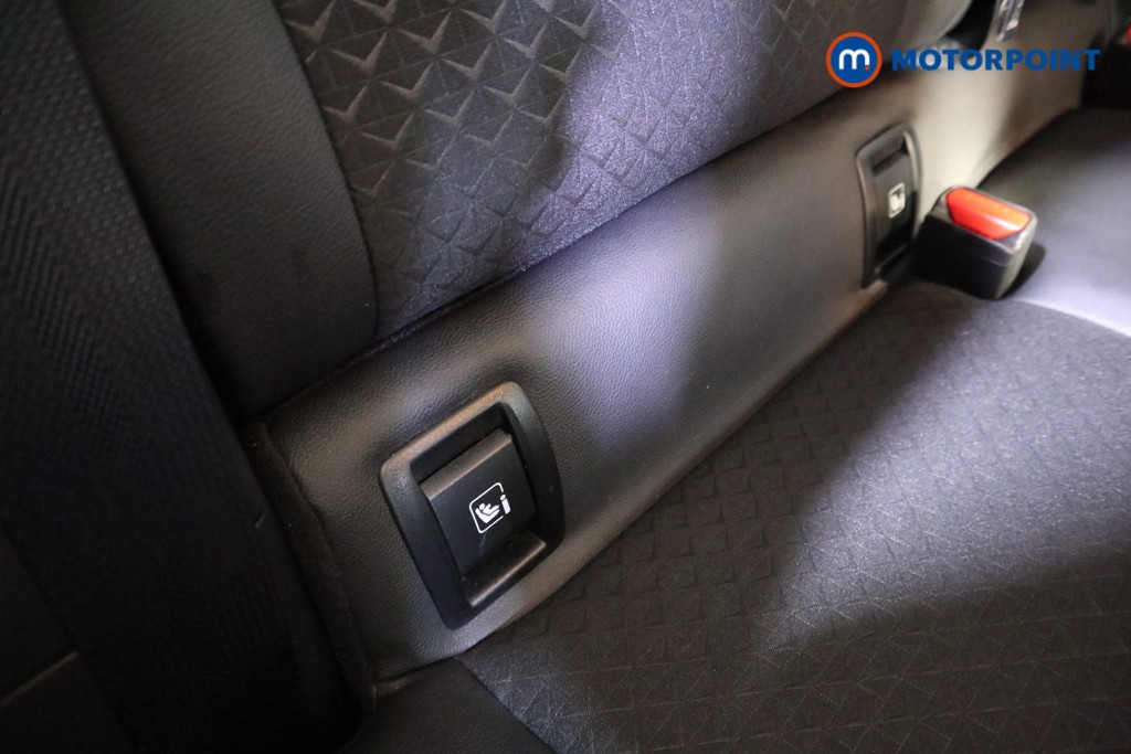 Nissan Juke N-Connecta Automatic Petrol SUV - Stock Number (1556161) - 16th supplementary image