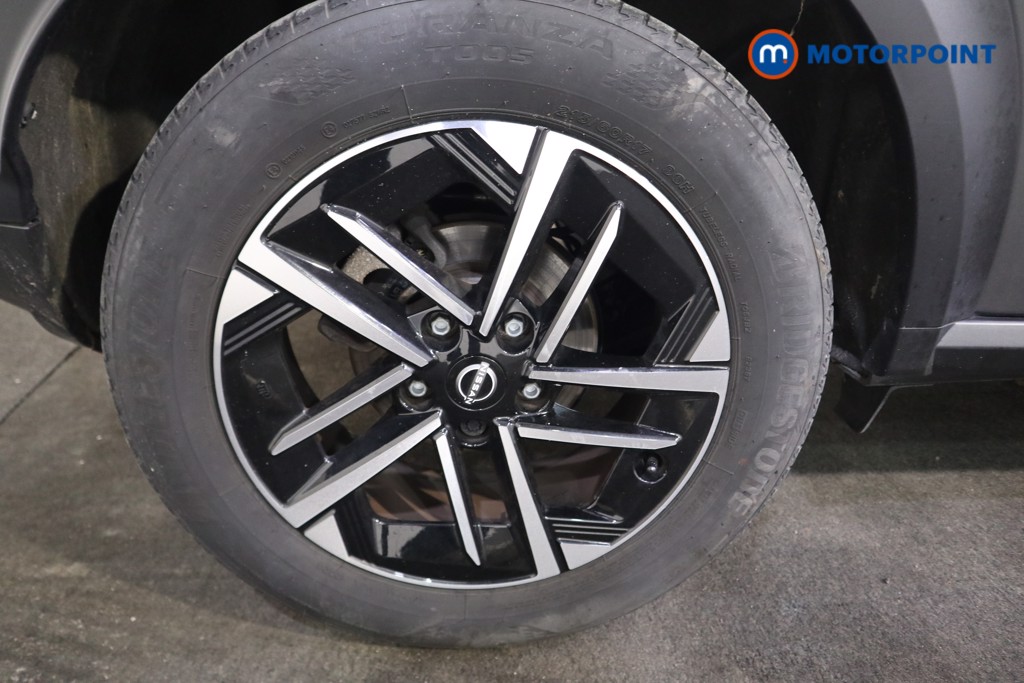 Nissan Juke N-Connecta Automatic Petrol SUV - Stock Number (1556161) - 20th supplementary image