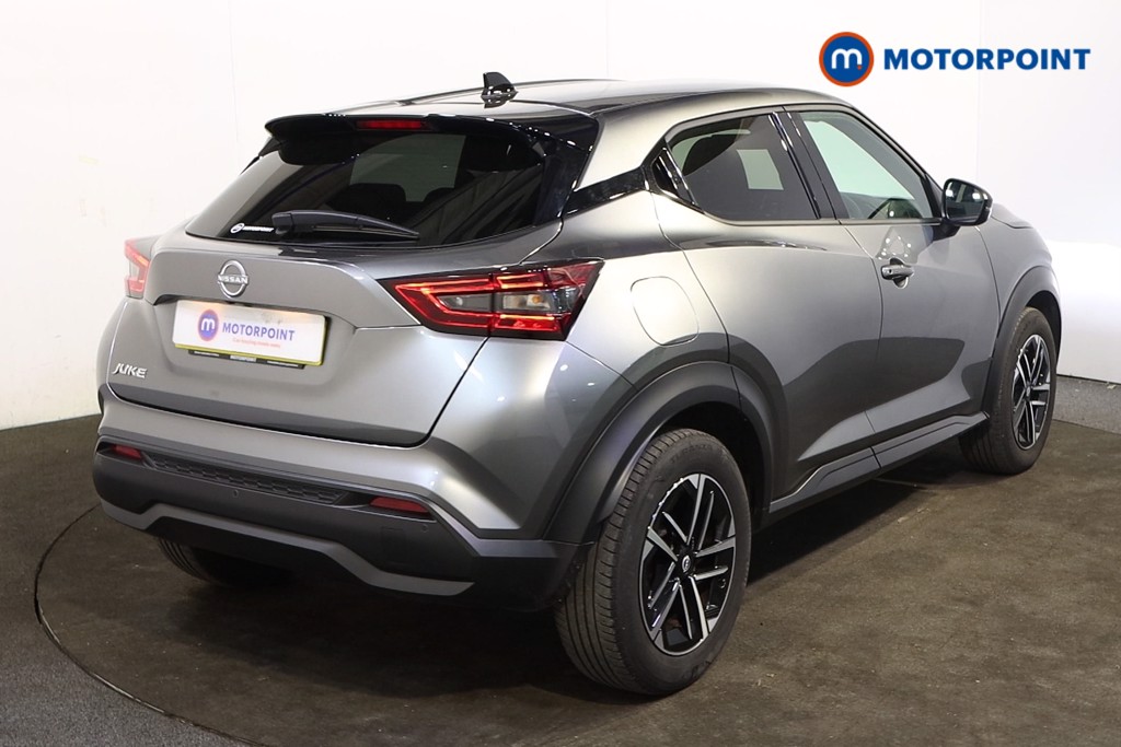 Nissan Juke N-Connecta Automatic Petrol SUV - Stock Number (1556161) - Drivers side rear corner