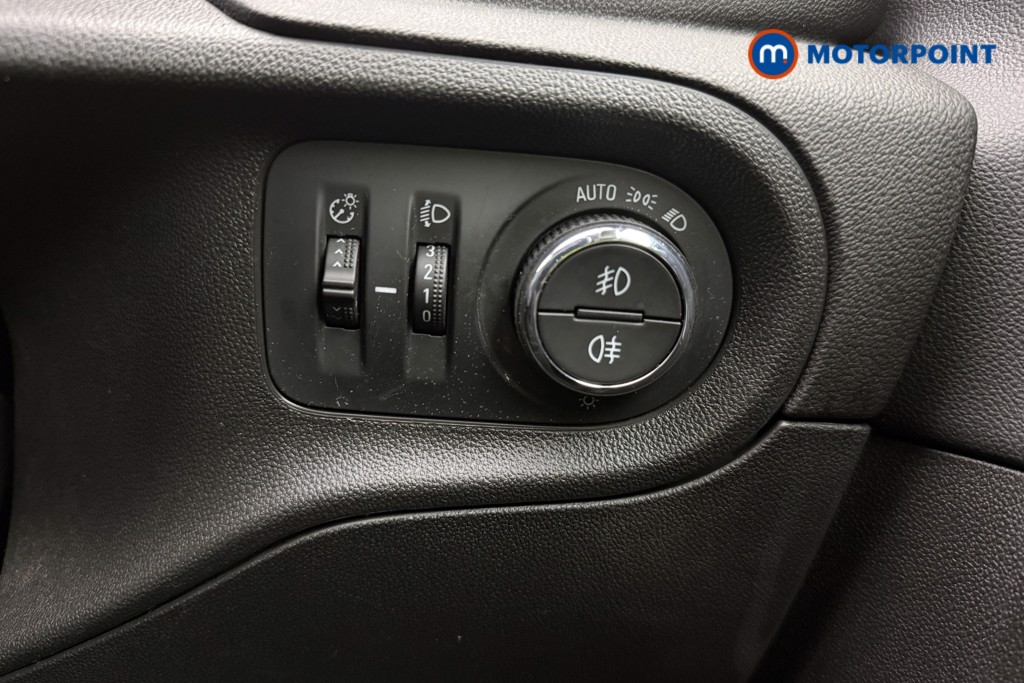 Vauxhall Grandland X Sri Nav Manual Petrol SUV - Stock Number (1562554) - 15th supplementary image