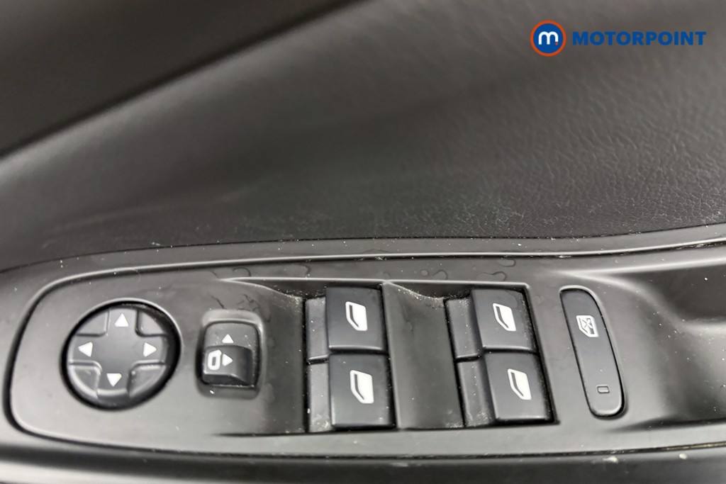 Vauxhall Grandland X Sri Nav Manual Petrol SUV - Stock Number (1562554) - 17th supplementary image