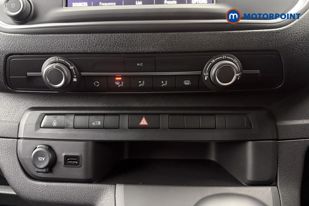 Vauxhall Vivaro Prime Manual Diesel Panel Van - Stock Number (1567034) - 3rd supplementary image