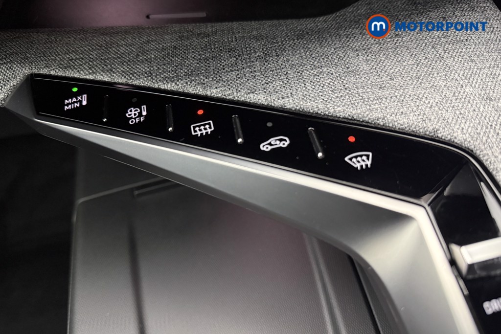 Peugeot 3008 GT Automatic Petrol SUV - Stock Number (1569792) - 16th supplementary image