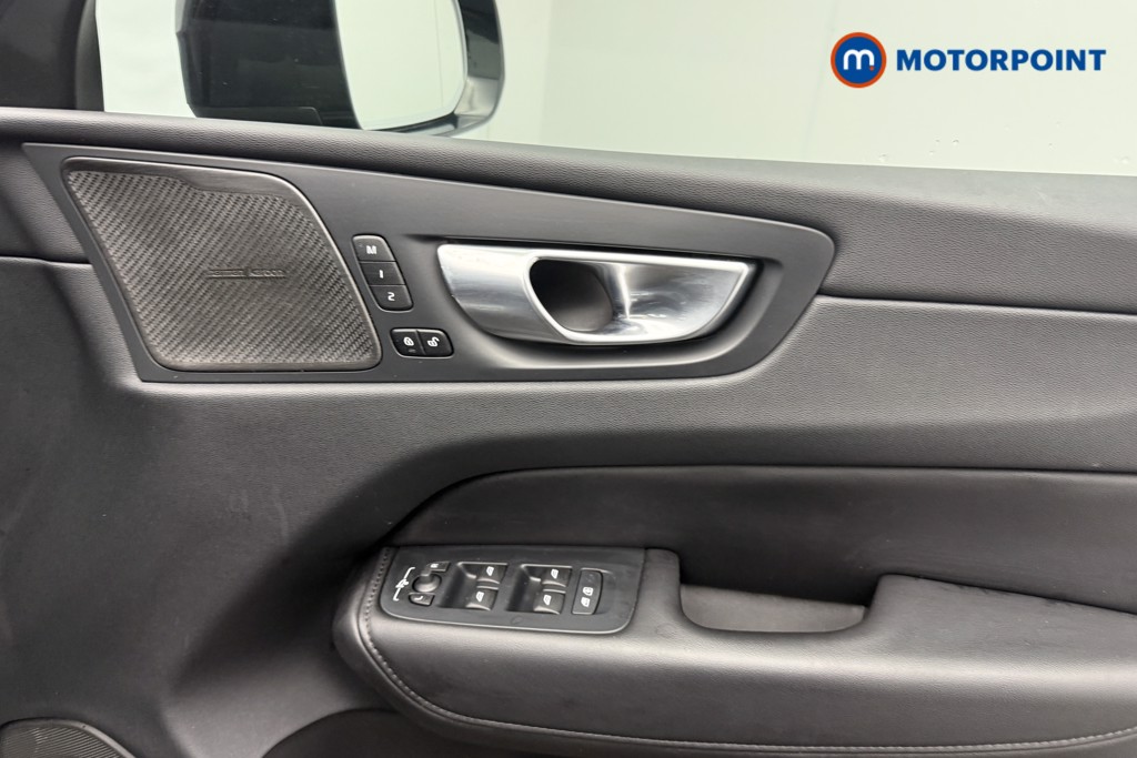 Volvo Xc60 Plus Automatic Petrol SUV - Stock Number (1577832) - 16th supplementary image
