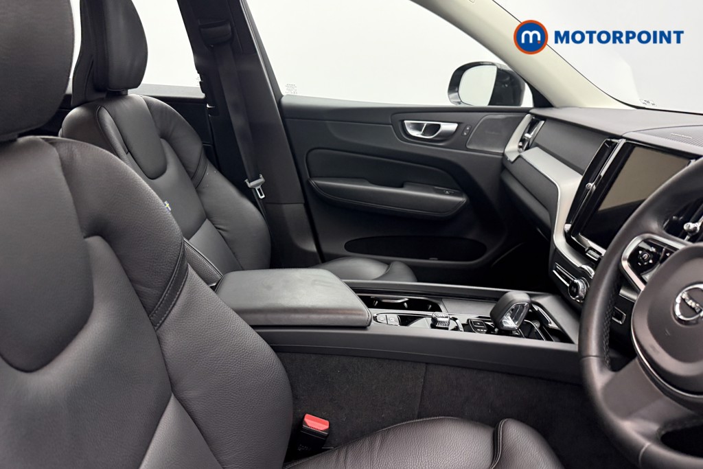 Volvo Xc60 Plus Automatic Petrol SUV - Stock Number (1577832) - 18th supplementary image