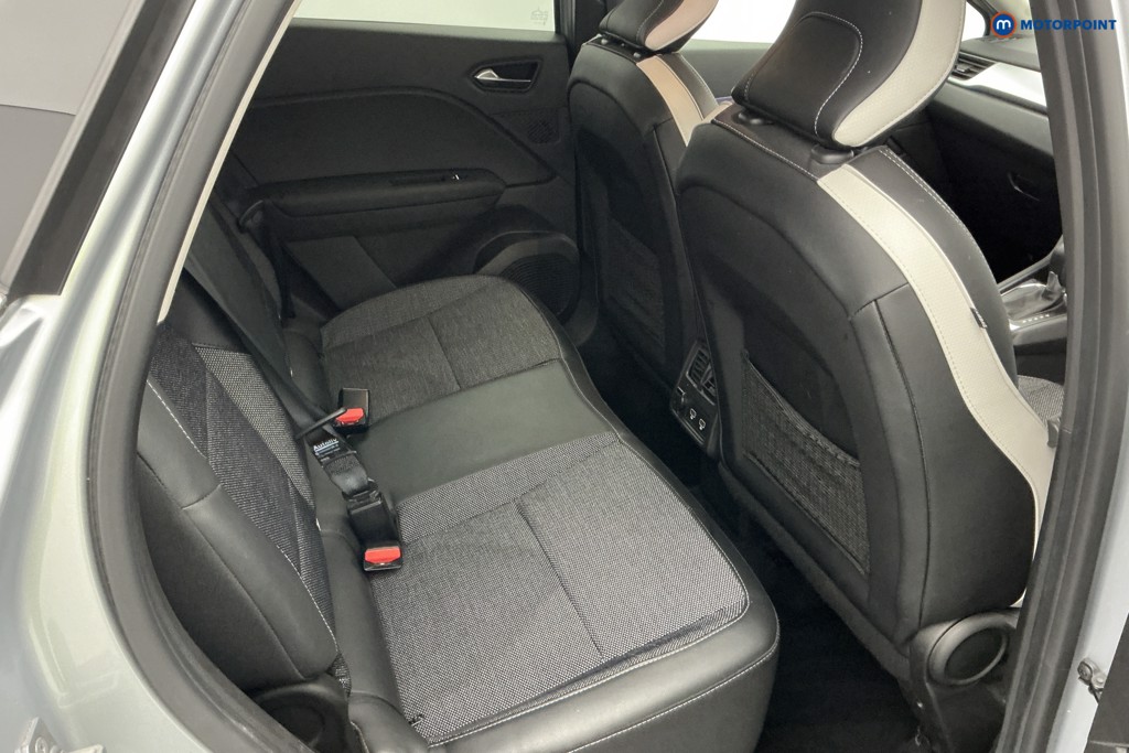 Renault Captur Techno Automatic Petrol-Electric Hybrid SUV - Stock Number (1585855) - 3rd supplementary image
