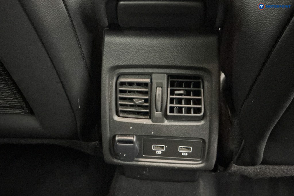 Renault Captur Techno Automatic Petrol-Electric Hybrid SUV - Stock Number (1585855) - 8th supplementary image