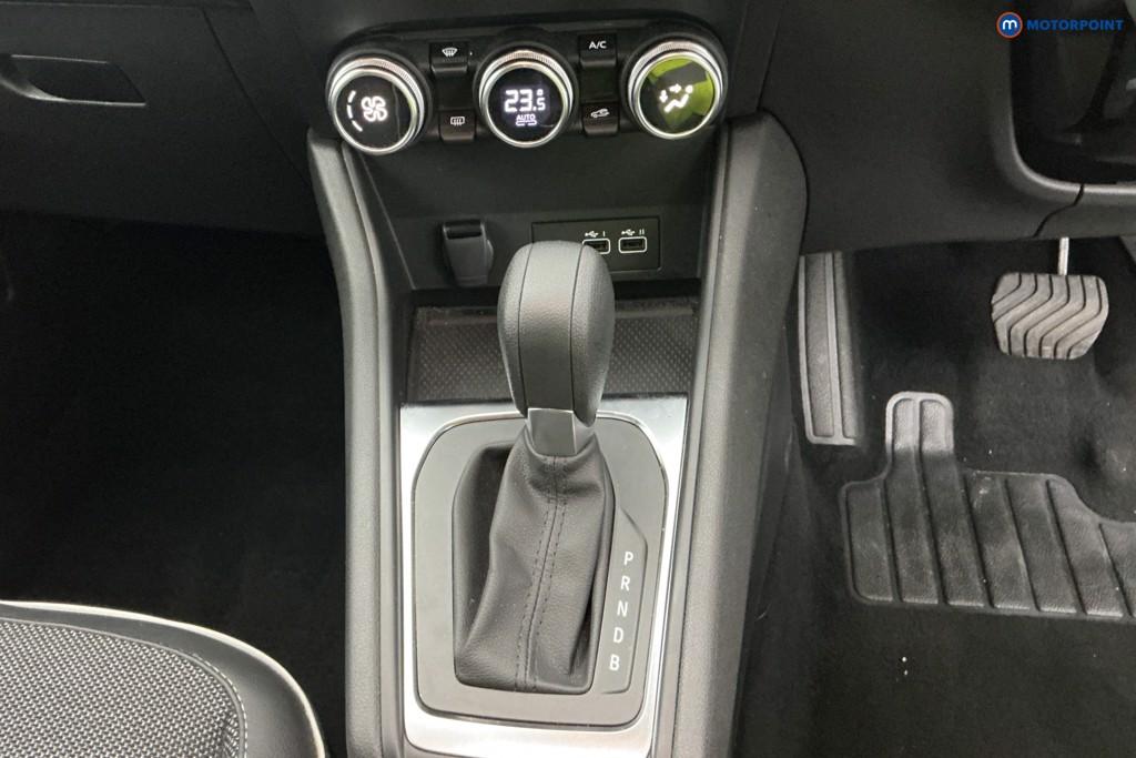 Renault Captur Techno Automatic Petrol-Electric Hybrid SUV - Stock Number (1585855) - 13th supplementary image