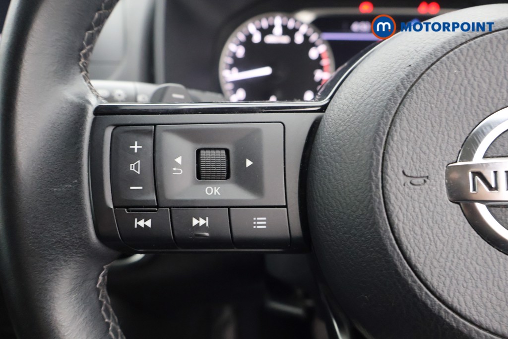 Nissan Qashqai Acenta Premium Automatic Petrol SUV - Stock Number (1586268) - 2nd supplementary image