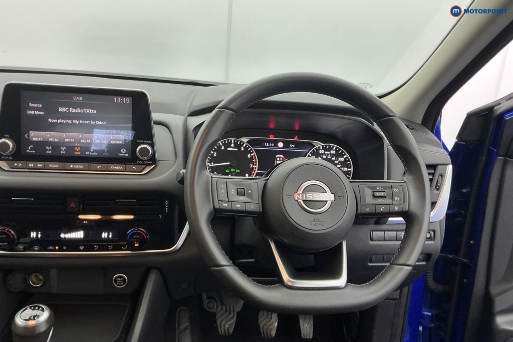 Nissan Qashqai Acenta Premium Manual Petrol SUV - Stock Number (1586494) - 6th supplementary image