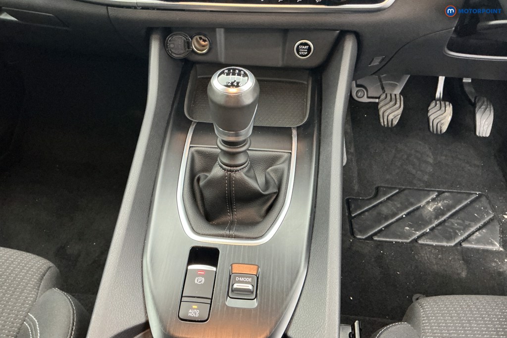 Nissan Qashqai Acenta Premium Manual Petrol SUV - Stock Number (1586494) - 14th supplementary image