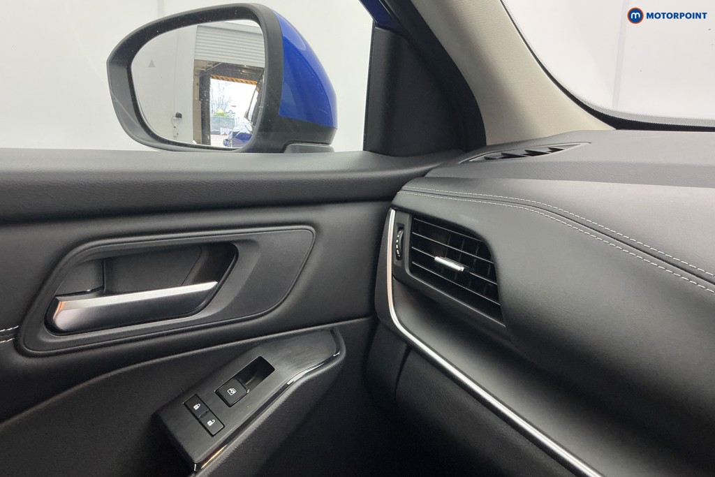 Nissan Qashqai Acenta Premium Manual Petrol SUV - Stock Number (1586494) - 16th supplementary image