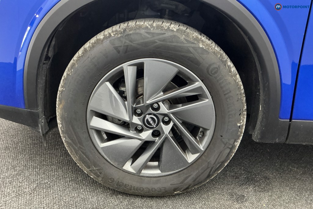 Nissan Qashqai Acenta Premium Manual Petrol SUV - Stock Number (1586494) - 33rd supplementary image