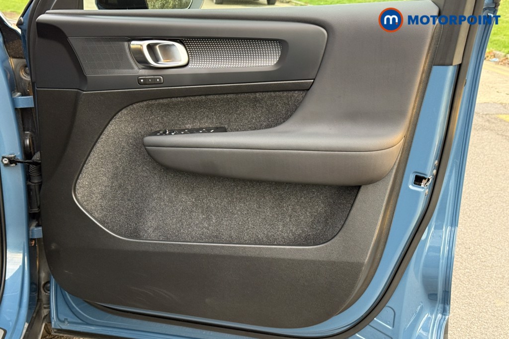 Volvo Xc40 Plus Automatic Petrol SUV - Stock Number (1588084) - 10th supplementary image