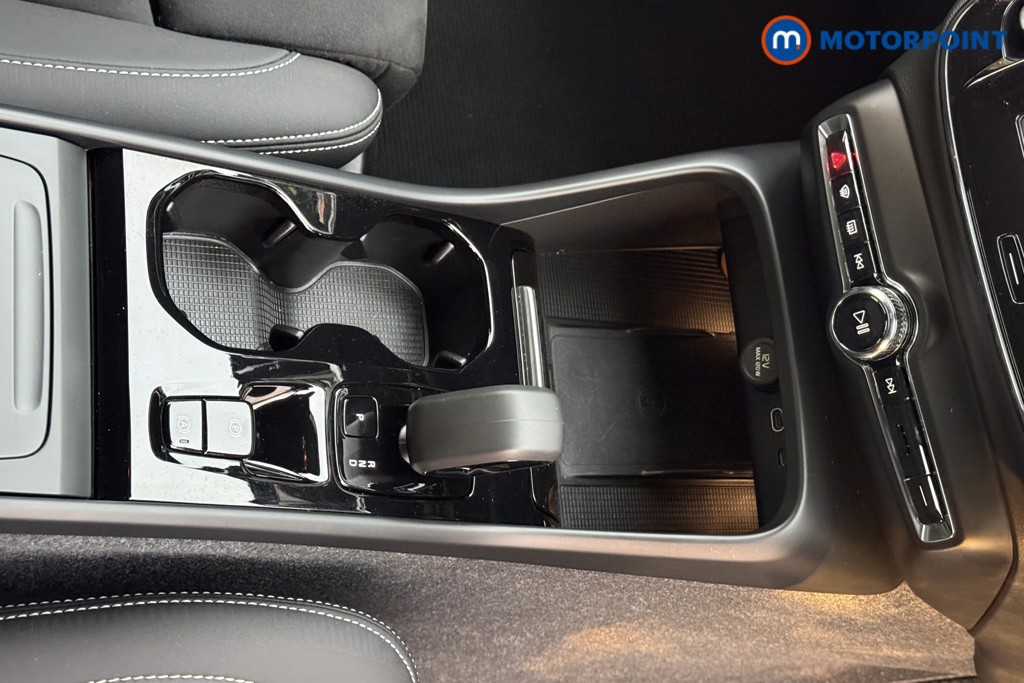 Volvo Xc40 Plus Automatic Petrol SUV - Stock Number (1588084) - 14th supplementary image