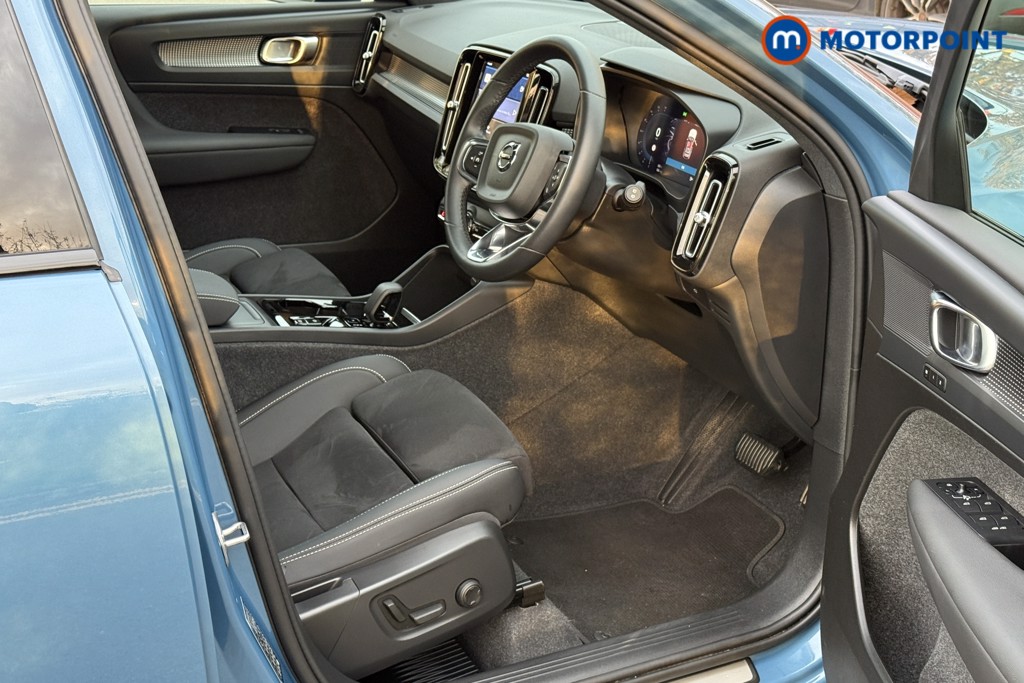 Volvo Xc40 Plus Automatic Petrol SUV - Stock Number (1588084) - 1st supplementary image