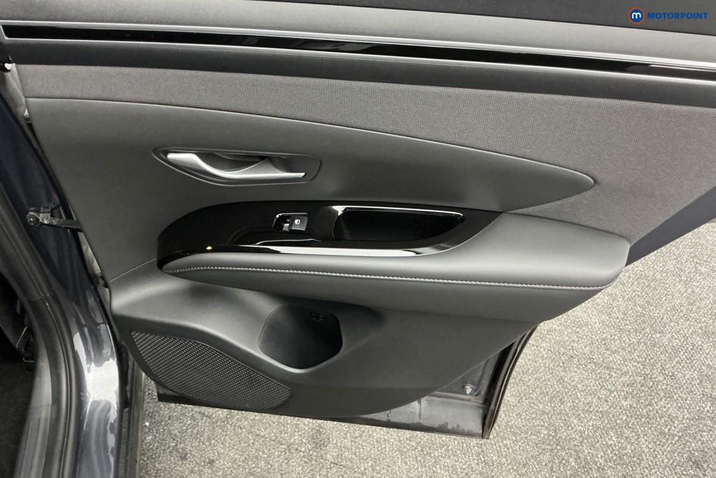 Hyundai Tucson Se Connect Manual Petrol SUV - Stock Number (1588141) - 21st supplementary image