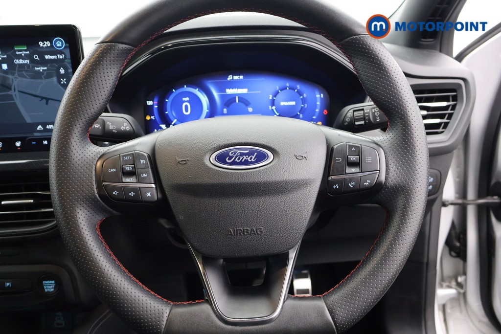 Ford Focus St-Line Vignale Manual Petrol Hatchback - Stock Number (1588440) - 1st supplementary image