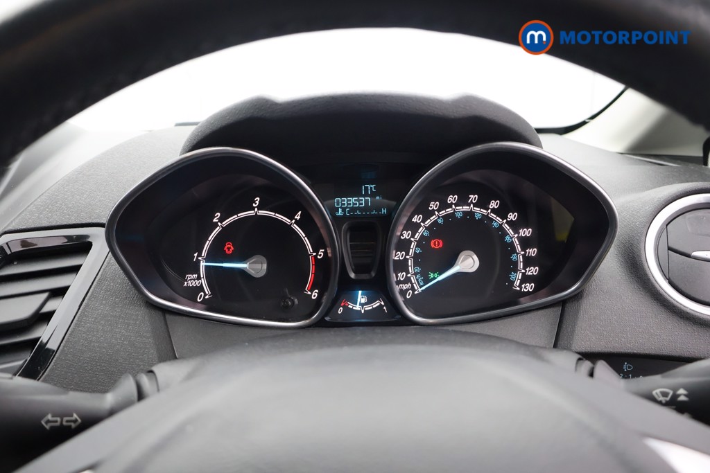 Ford Fiesta Zetec Manual Diesel Hatchback - Stock Number (1588845) - 3rd supplementary image