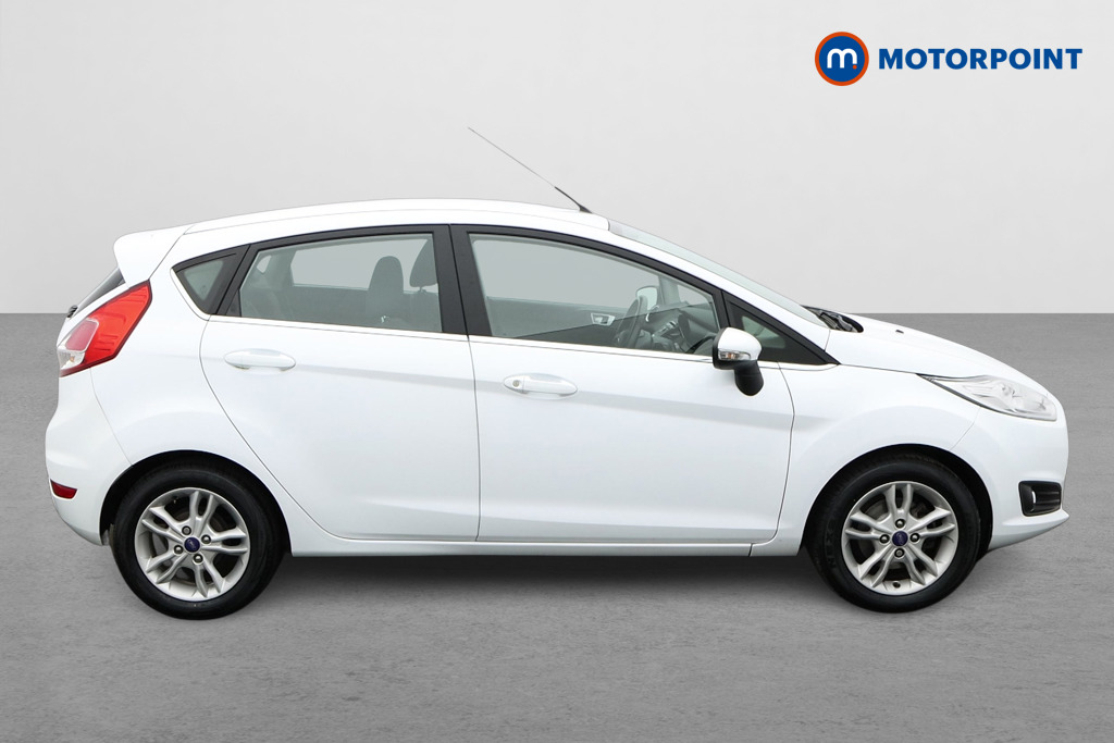 Ford Fiesta Zetec Manual Diesel Hatchback - Stock Number (1588845) - Drivers side