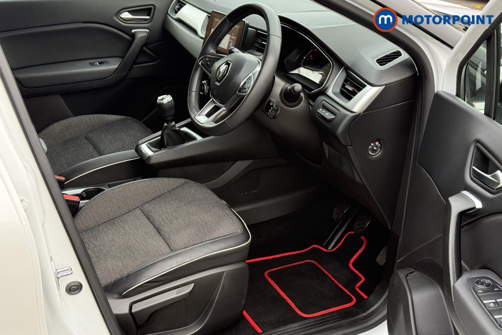 Renault Captur Techno Manual Petrol SUV - Stock Number (1589489) - 1st supplementary image