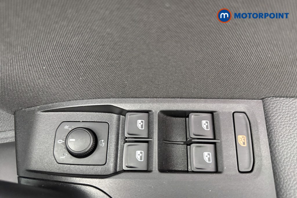 Seat Arona FR Manual Petrol SUV - Stock Number (1590758) - 19th supplementary image