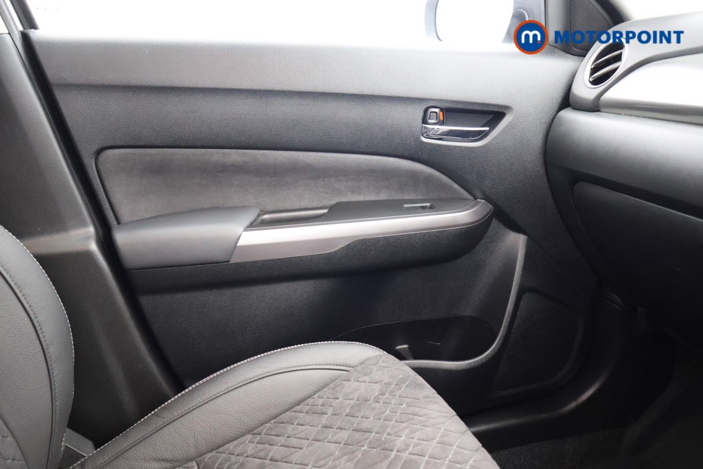 Suzuki Vitara SZ5 Manual Petrol SUV - Stock Number (1591378) - 8th supplementary image