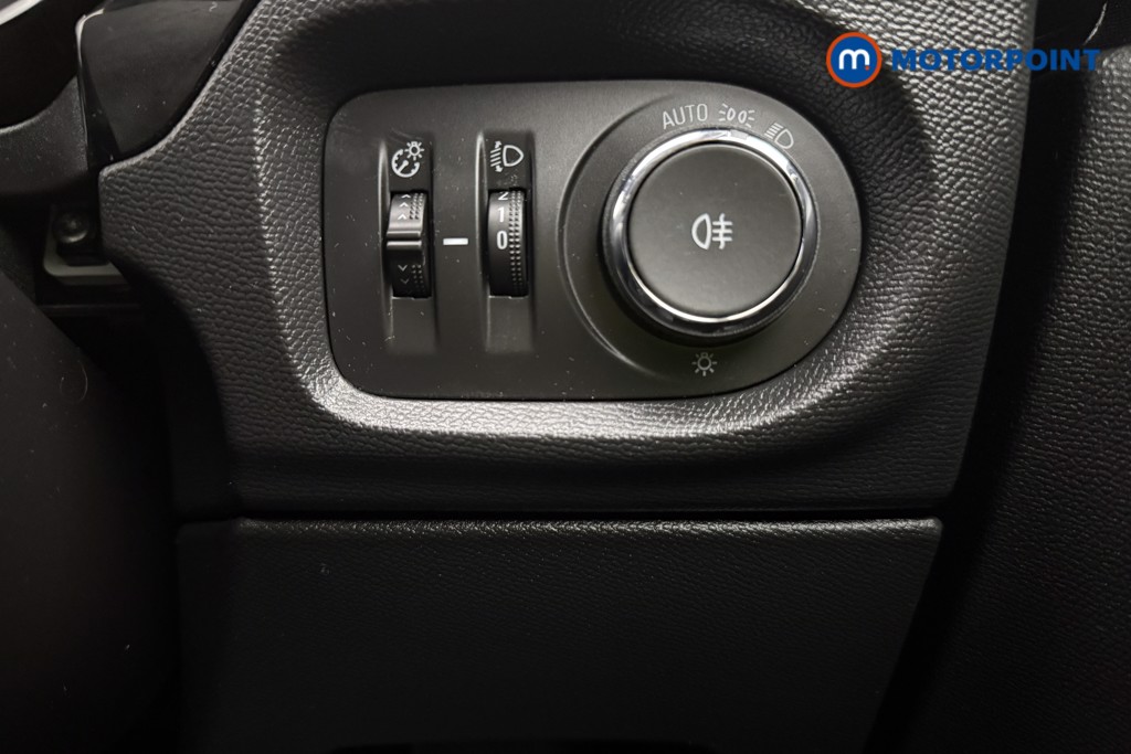 Vauxhall Corsa Design Manual Petrol Hatchback - Stock Number (1591708) - 16th supplementary image