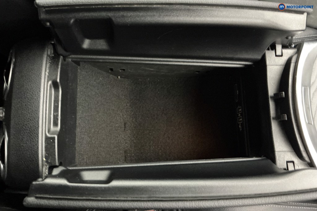 Mercedes-Benz C Class Amg Line Automatic Petrol Coupe - Stock Number (1591916) - 12th supplementary image