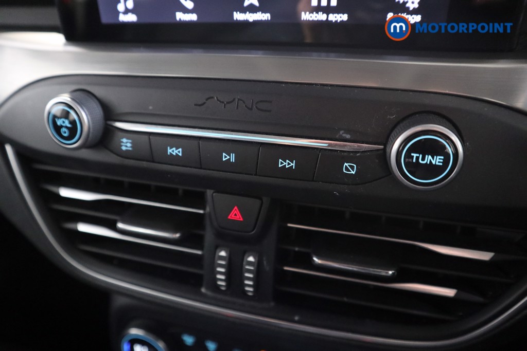 Ford Focus Titanium Manual Petrol Hatchback - Stock Number (1591985) - 7th supplementary image