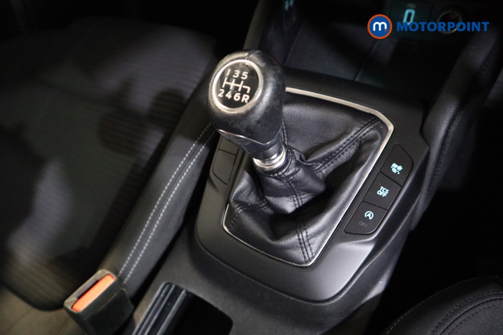 Ford Focus Titanium Manual Petrol Hatchback - Stock Number (1591985) - 10th supplementary image