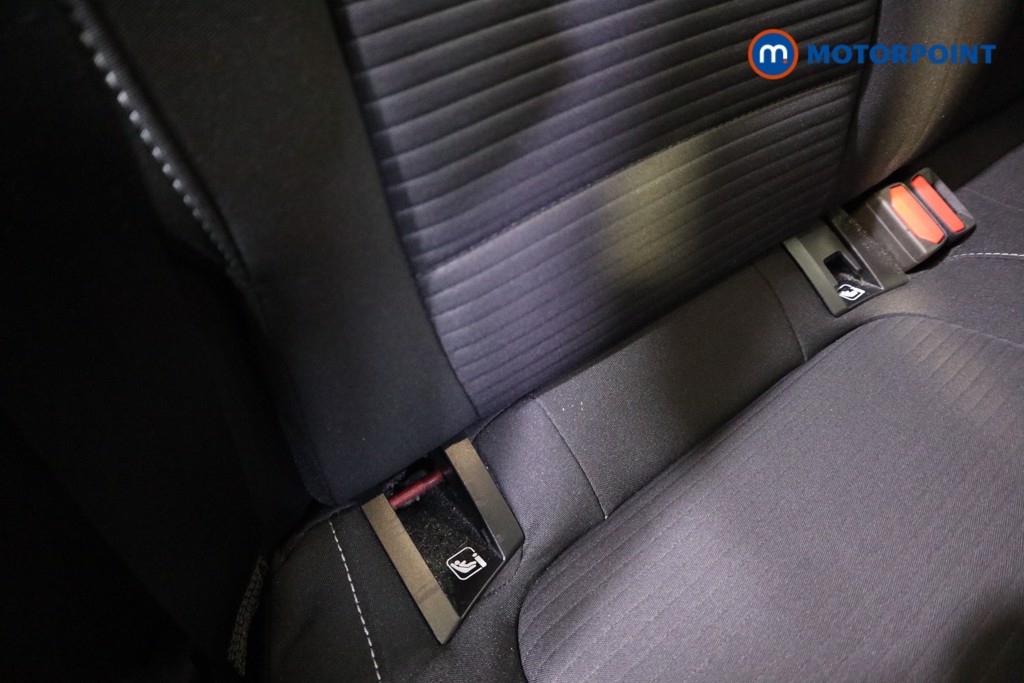 Ford Focus Titanium Manual Petrol Hatchback - Stock Number (1591985) - 17th supplementary image