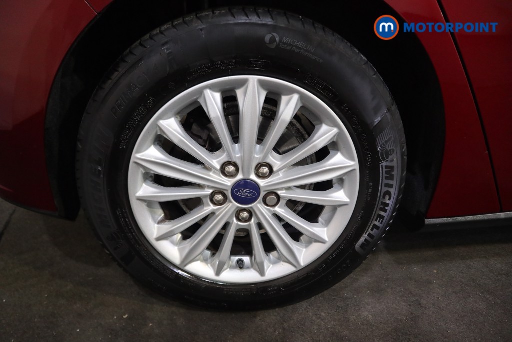 Ford Focus Titanium Manual Petrol Hatchback - Stock Number (1591985) - 20th supplementary image