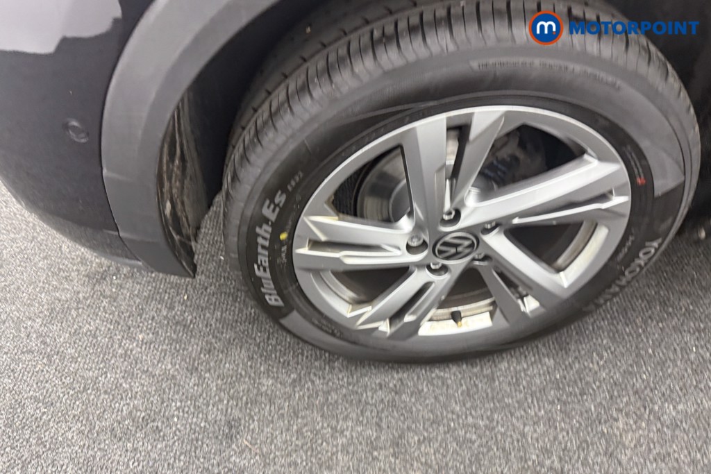 Volkswagen T-Roc R-Line Manual Diesel SUV - Stock Number (1592062) - 6th supplementary image