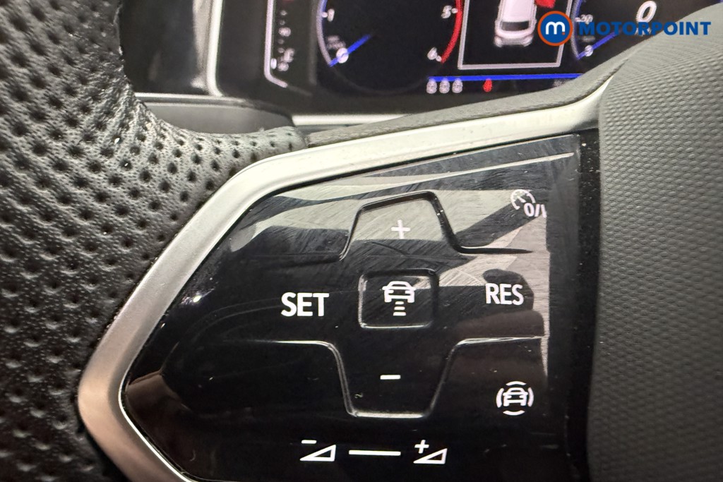 Volkswagen T-Roc R-Line Manual Diesel SUV - Stock Number (1592062) - 15th supplementary image