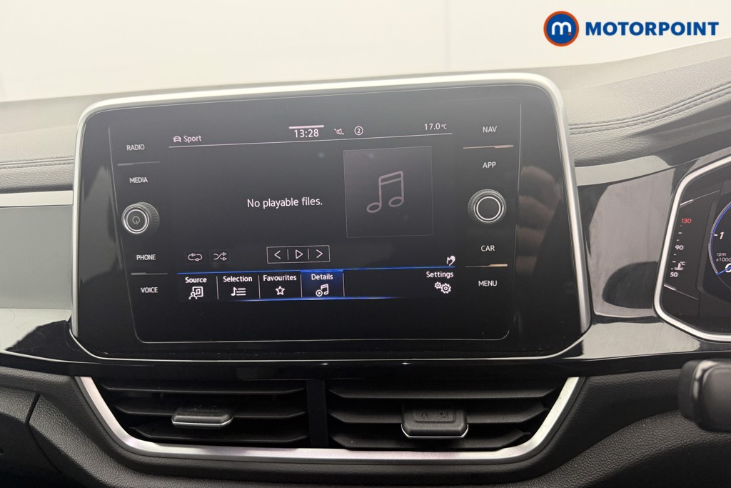 Volkswagen T-Roc R-Line Manual Diesel SUV - Stock Number (1592062) - 19th supplementary image