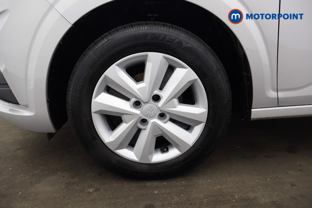 Dacia Sandero Expression Manual Petrol Hatchback - Stock Number (1592201) - 20th supplementary image