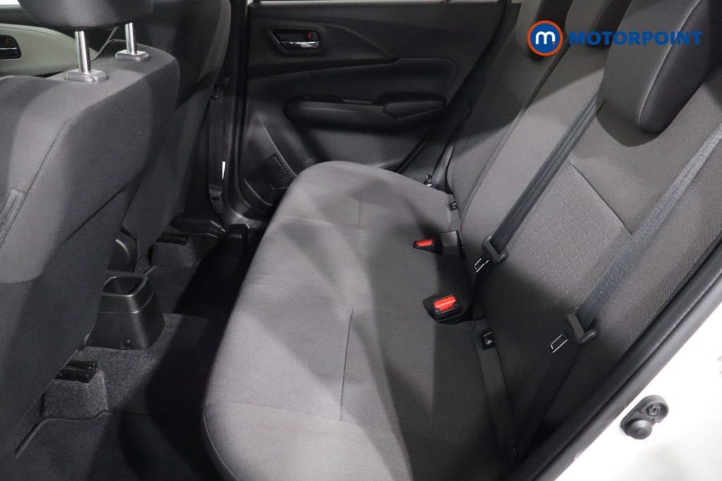 Suzuki Swift Motion Manual Petrol Hatchback - Stock Number (1592327) - 5th supplementary image