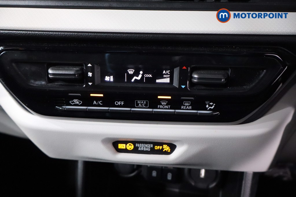 Suzuki Swift Motion Manual Petrol Hatchback - Stock Number (1592327) - 16th supplementary image